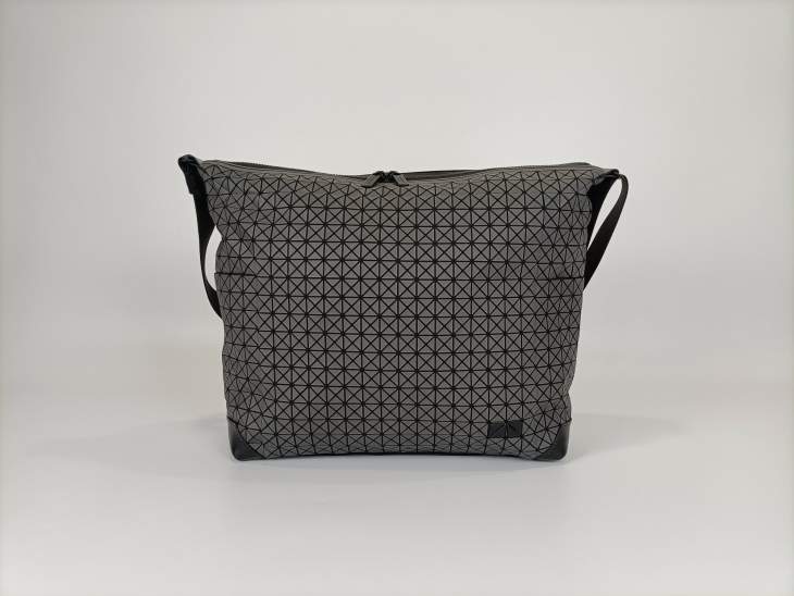 Picture of Issey Miyake Handbags _SKUfw125409567fw